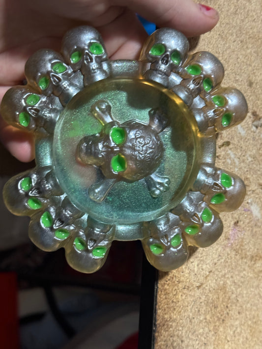 Ash tray skull